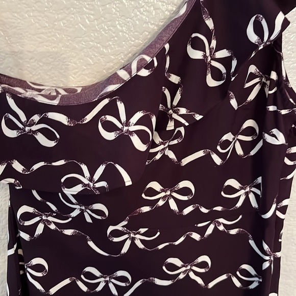 NWT Mini Bow One Shoulder Dress Size 2P - Picture 2 of 4